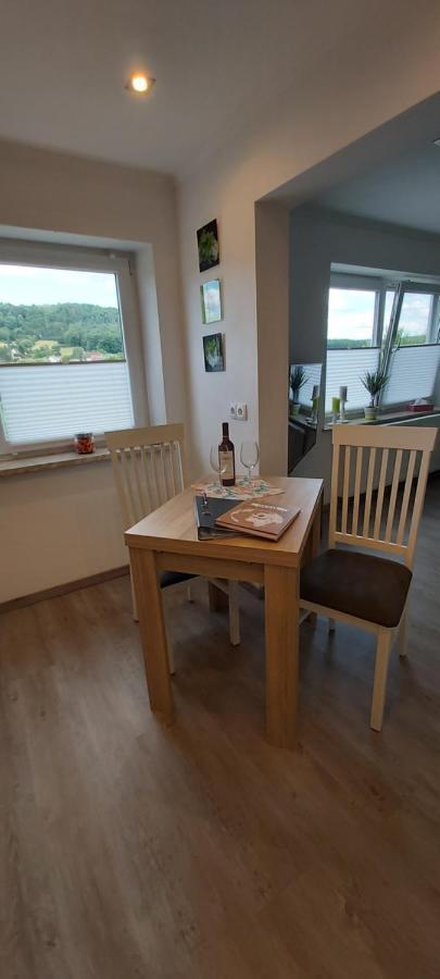FeWo mit Wohlfühlfaktor und Ausblick Schnaittach Exterior foto